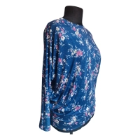 Wzorzysta bluzka Oversize z lejącego materiału - pudrowe kwiatuszki